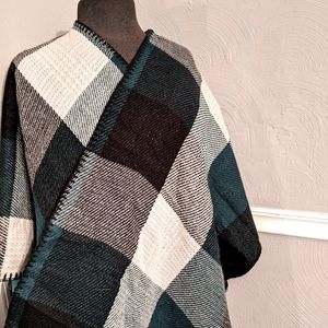 Reversible Woolrich Blanket Shrug